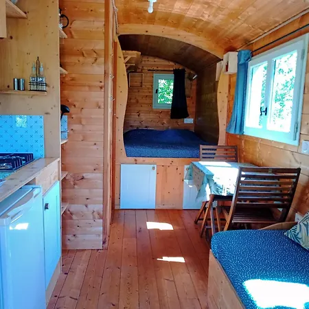 Roulotte Eco-responsable Luxe tent Saint-Germain-de-Calberte